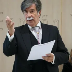 Retrato de  Javier Urra