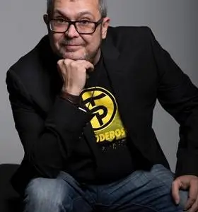 Retrato de  Arturo González-Campos