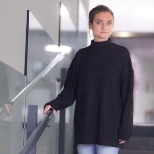 Retrato de  Ana Mombiedro