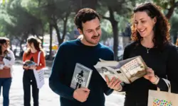 Miniatura articulo: Todo lo que tienes que saber sobre las firmas de Sant Jordi