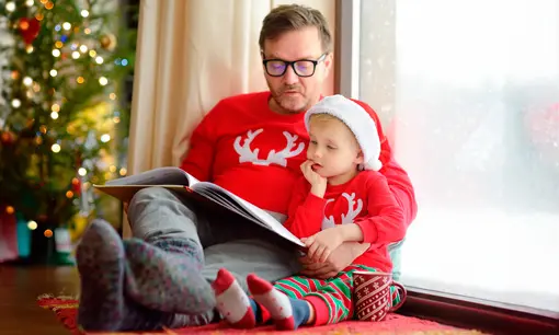 Imagen articulo: Jólabókaflód: Todo sobre la tradición islandesa de leer libros en Navidad