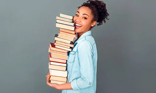 Imagen articulo: ﻿Descubre los tropes más populares en la literatura romántica y de fantasía