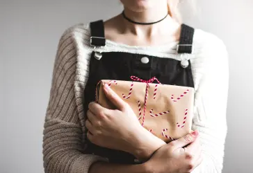 Imagen articulo: 8 libros para adolescentes que puedes regalar esta Navidad