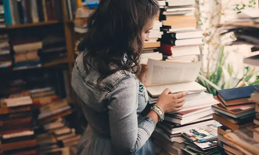 Imagen articulo: 6 librerías antiguas (y con encanto) que son un placer para la vista