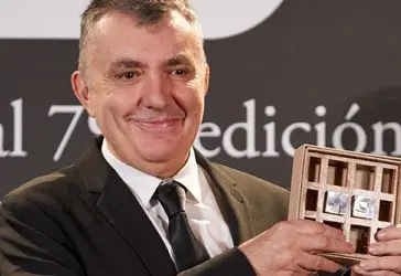 Imagen articulo: Manuel Vilas, ganador del Premio Nadal 2023