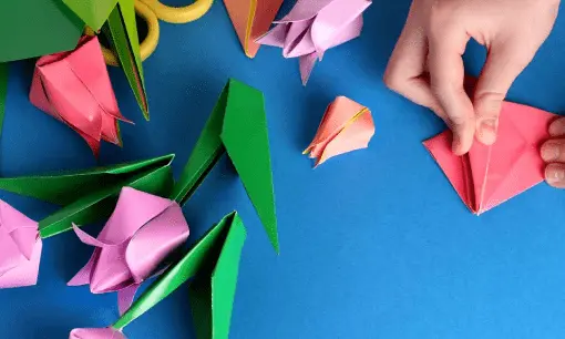 Imagen articulo: 5 manualidades para hacer rosas este Sant Jordi