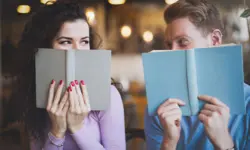 Miniatura articulo: ¿Qué libro leer según tu comedia romántica favorita?