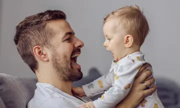 Imagen articulo: ¿Primer Día del Padre? Conoce 10 libros que te ayudarán a disfrutar de la paternidad