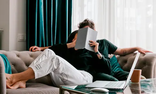 Imagen articulo: Las sagas y trilogías románticas de las que todo el mundo habla