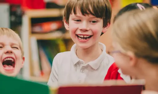 Imagen articulo: 5 cuentos infantiles educativos básicos que todo niño debería tener