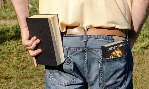 Imagen articulo: ¿Qué son los libros de bolsillo? Todo sobre este formato y sus beneficios