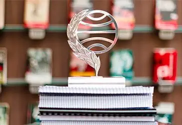 Imagen articulo: Los Reyes presidirán la ceremonia de entrega del Premio Planeta de Novela en su 70º aniversario