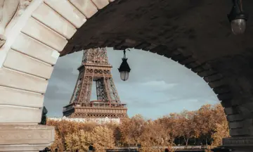 Imagen articulo: Siempre nos quedará París y otros libros ambientados en la ciudad de la luz