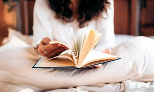 Imagen articulo: Mejores novelas españolas actuales para disfrutar y regalar