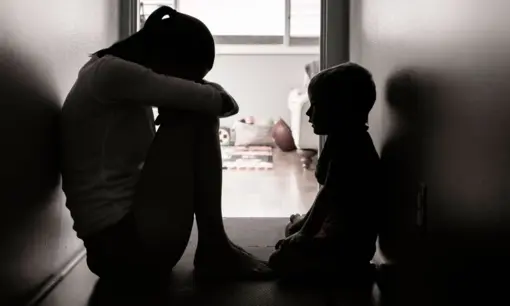 Imagen articulo: 10 ejemplos de patrones familiares tóxicos que se repiten sin darte cuenta