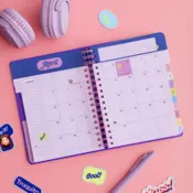 Portada Agenda anual semanal 2026 María Speaks English 4