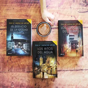 Imagen extra El silencio de la ciudad blanca (Trilogía de la Ciudad Blanca 1) 3