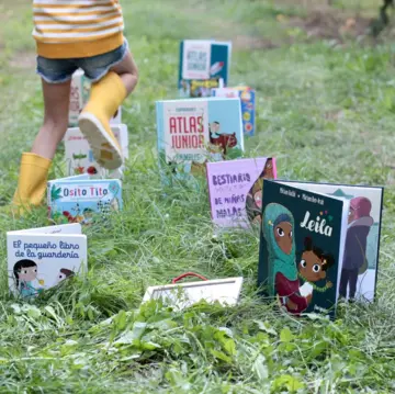 Imagen extra El pequeño libro de la guardería 0