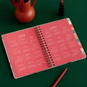 Portada Agenda anual semanal 2026 Lola Vendetta 2