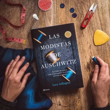 Imagen extra Las modistas de Auschwitz 0