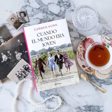 Imagen extra Cuando el mundo era joven 0