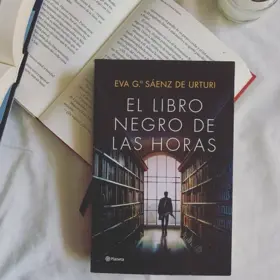 El libro negro de las horas, nueva novela de la ganadora del Planeta 2020