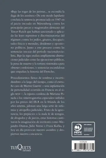 Contraportada Bajo las togas