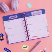 Portada Agenda anual semanal 2026 María Speaks English 5