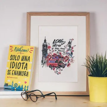 Imagen extra Solo una idiota se enamora 3