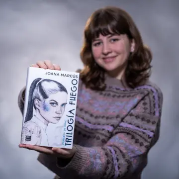 Imagen extra Ciudades de humo (Trilogía Fuego 1) 0