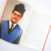 Portada Vive como un mendigo, baila como un rey 0