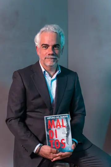 Imagen extra Malditos 0