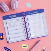 Portada Agenda anual semanal 2026 María Speaks English 6