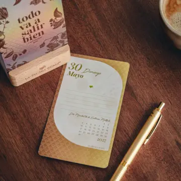 Imagen extra Calendario mesa de tarjetas 2027 - La Vecina Rubia 3