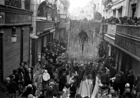 Imagen extra Semana Santa en Sevilla. 100 fotografías que deberías conocer 6