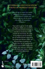 Miniatura contraportada Un laberinto de traiciones oscuras