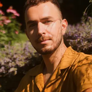 Retrato de  Tate Brombal